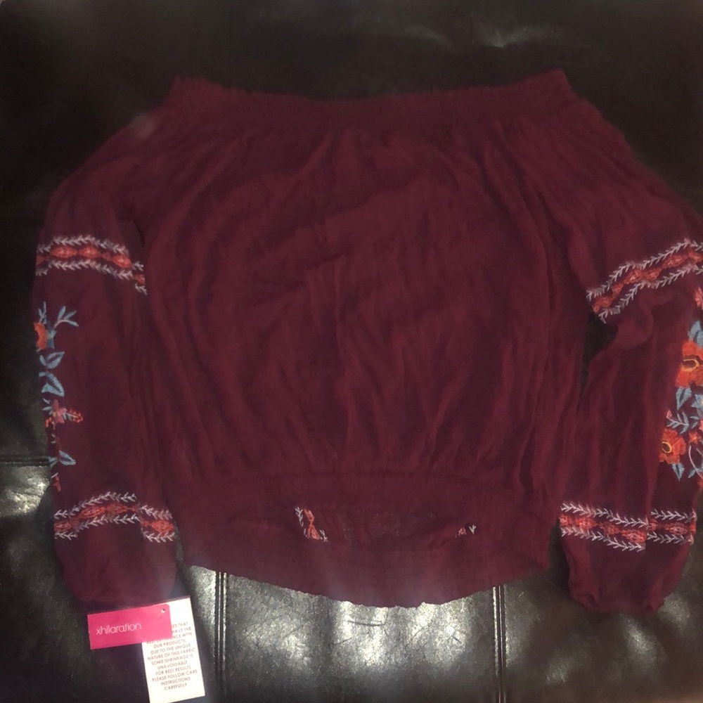 Off the shoulder top - Picture 7 of 7